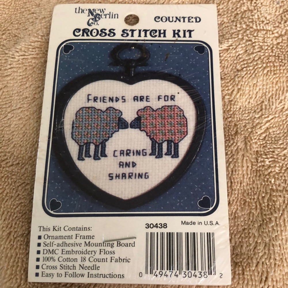 New Berlin Friends Sheep Ornament Counted Cross Stitch Kit - Heart Frame #30438